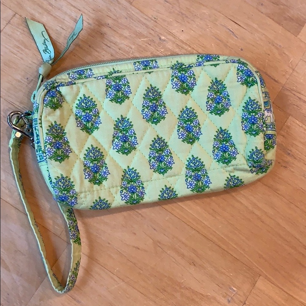 Vera Bradley Phone Wristlet • Citrus